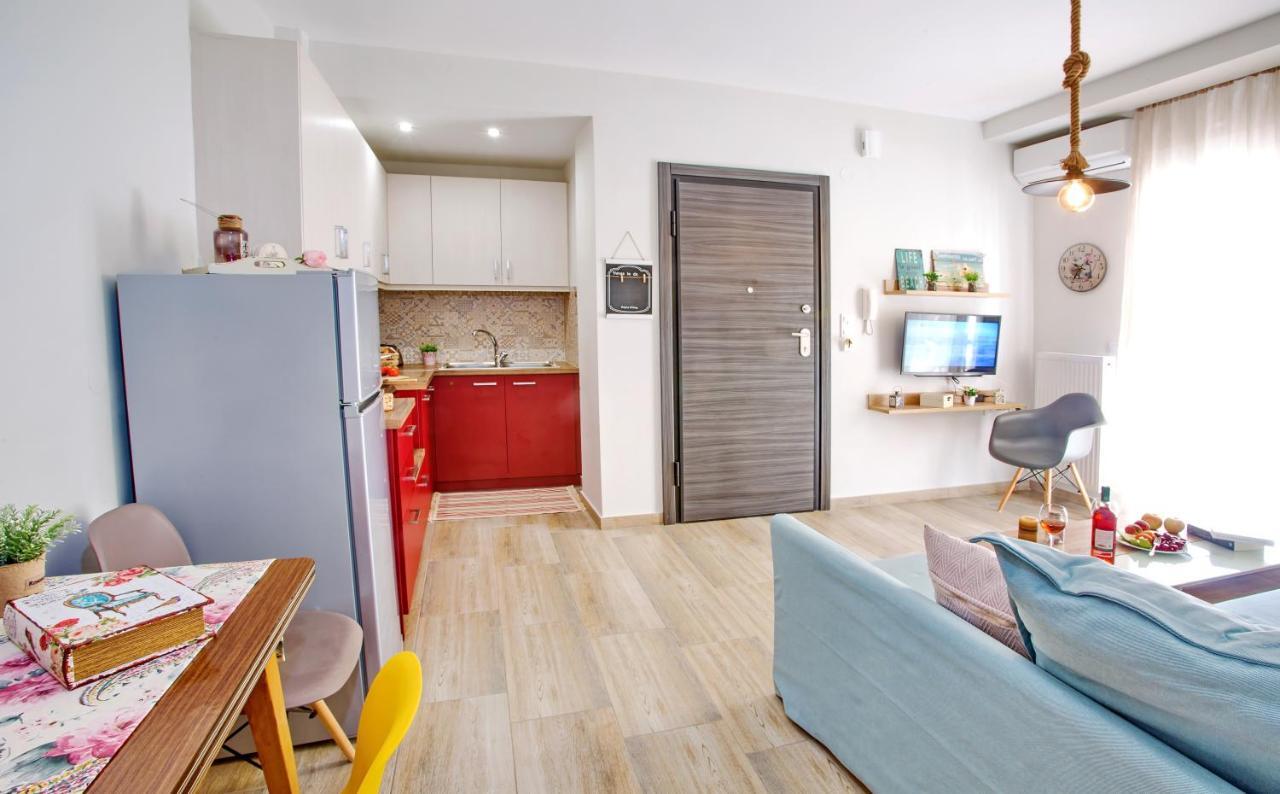 Myrsini'S Apartment Néa Péramos Kültér fotó