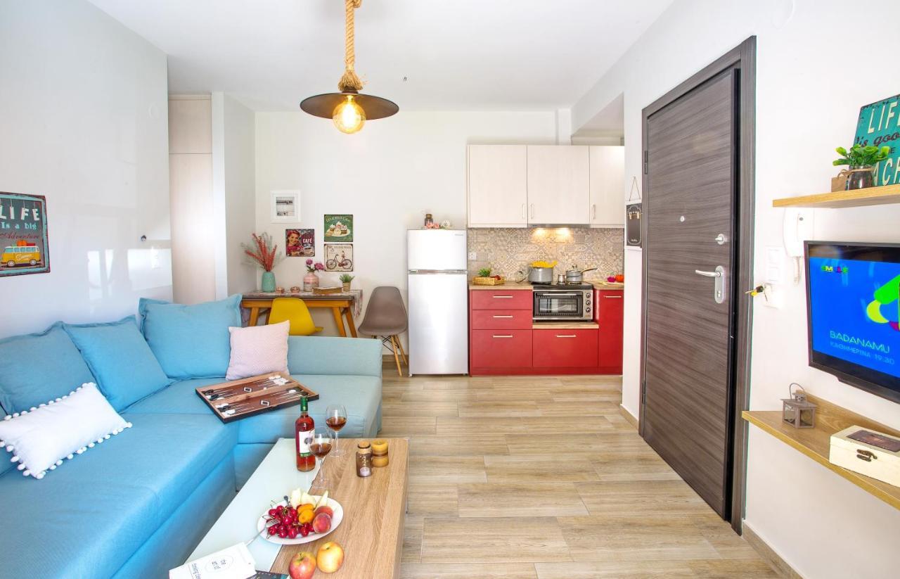 Myrsini'S Apartment Néa Péramos Kültér fotó