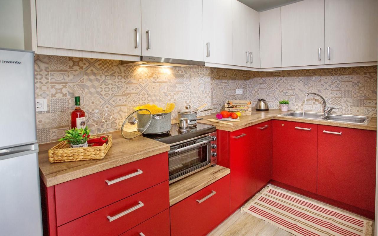 Myrsini'S Apartment Néa Péramos Kültér fotó